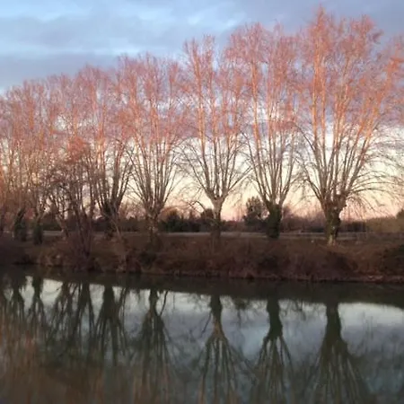 La Cour Des Miracles Villa