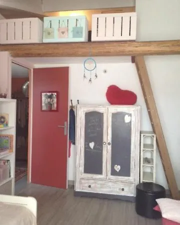 La Cour Des Miracles